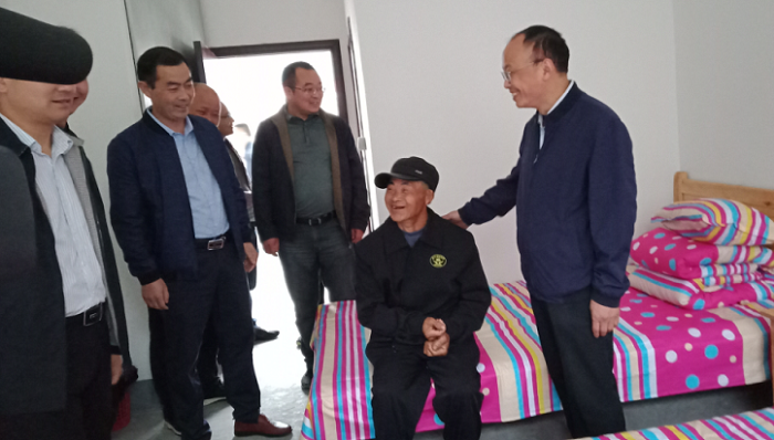 镇巴县碾子镇敬老院举行开院仪式